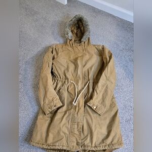 Old Navy Barn coat Tan Faux Fur Hood Size XS Lined Pockets Drawstring Zipper